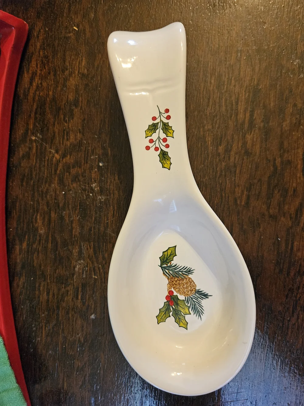 Gibson White Ceramic Holiday Spoon Rest with Holly, Berries & Pinecone